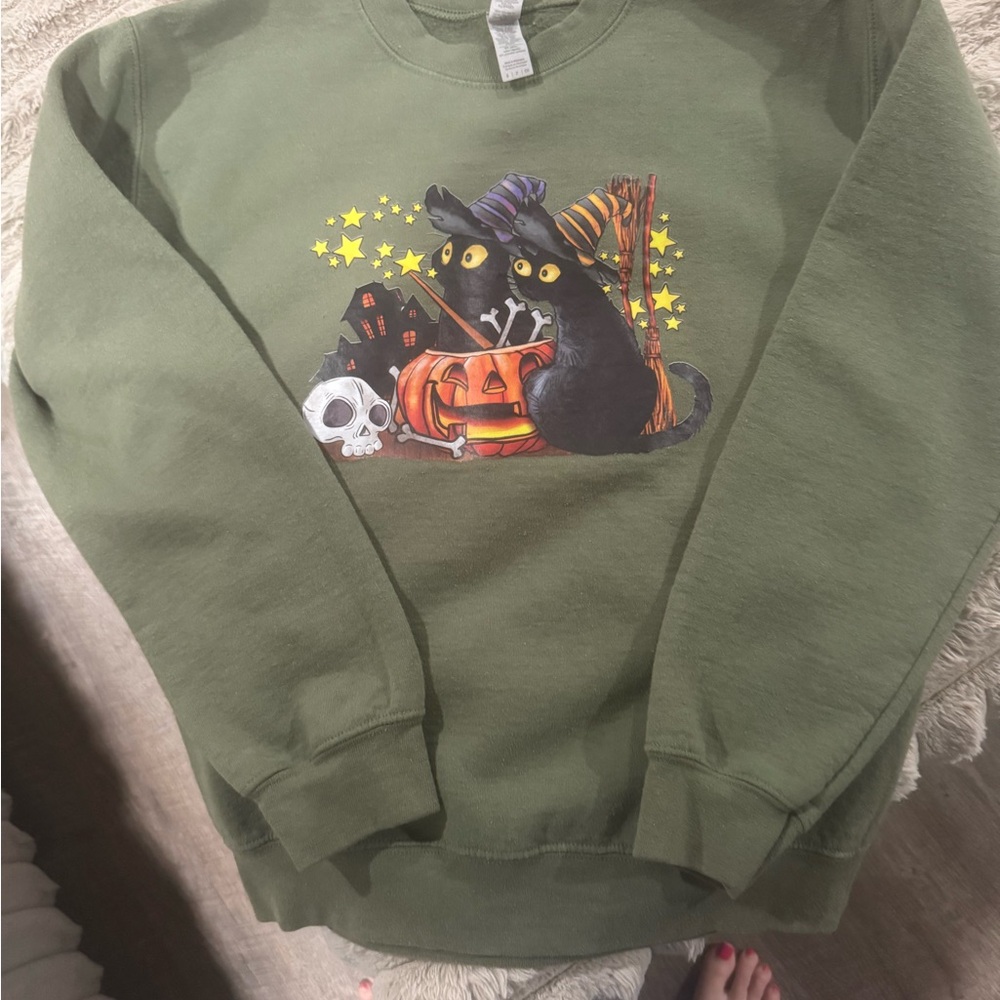 Girl’s Green Halloween Cat Crewneck Sweater
